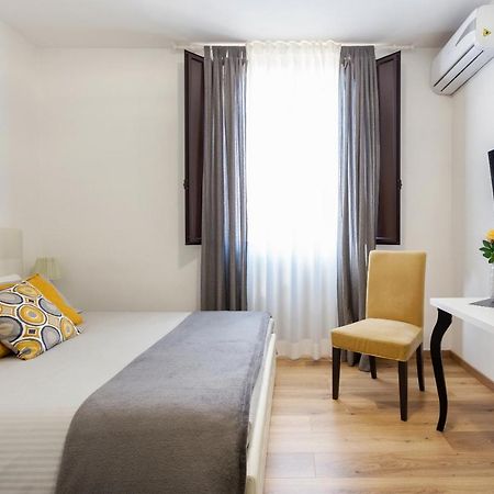 Centre Apartment Grotte Bianche คาตาเนีย ภายนอก รูปภาพ